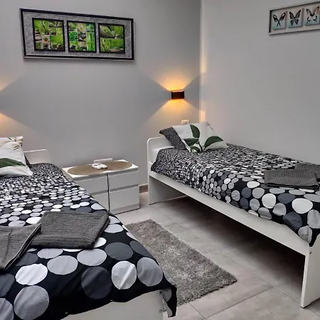 Luxury Townhouse 公寓 *